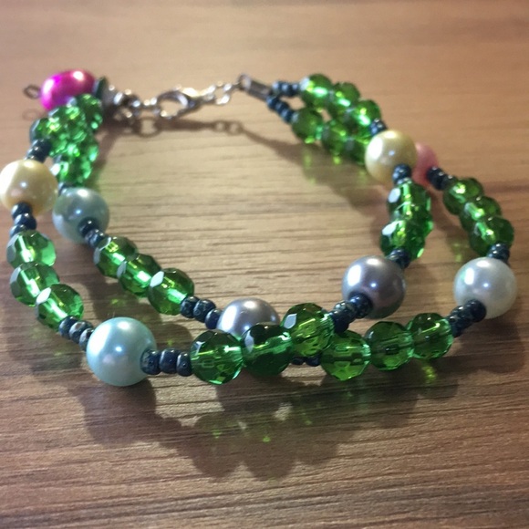 Double Strand Ladies Beaded Bracelet, Green Beaded Ladies Bracelet with Pearls - Picture 7 of 7